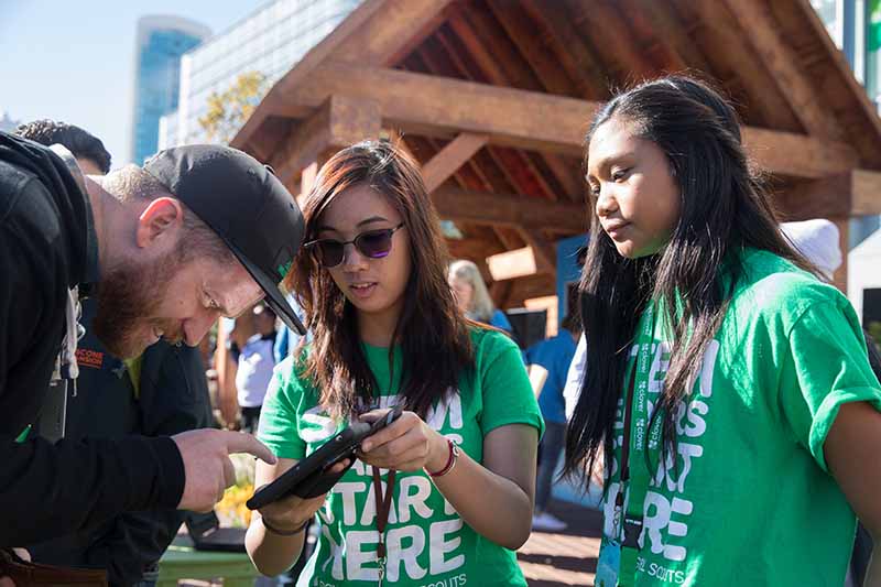Girl Scouts selling cookies at Dreamforce, nonprofit fundraising