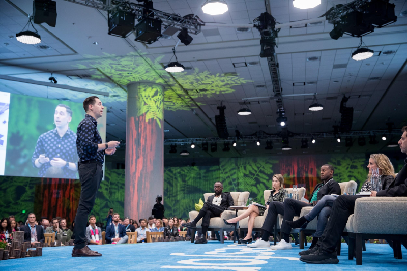 Photo of a session at Dreamforce